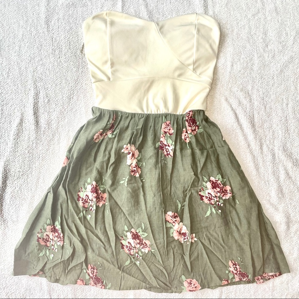 Strapless Empyre dress